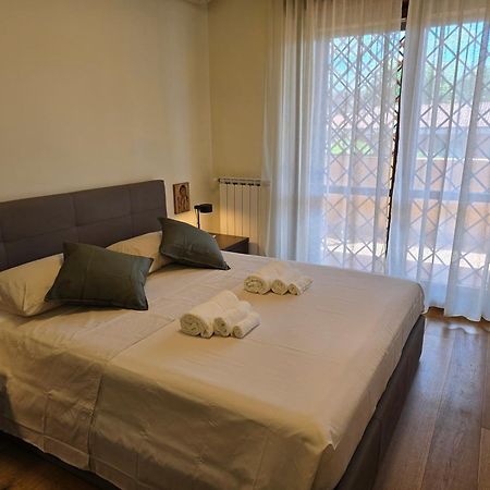 Giopi Home Vitinia Bagian luar foto